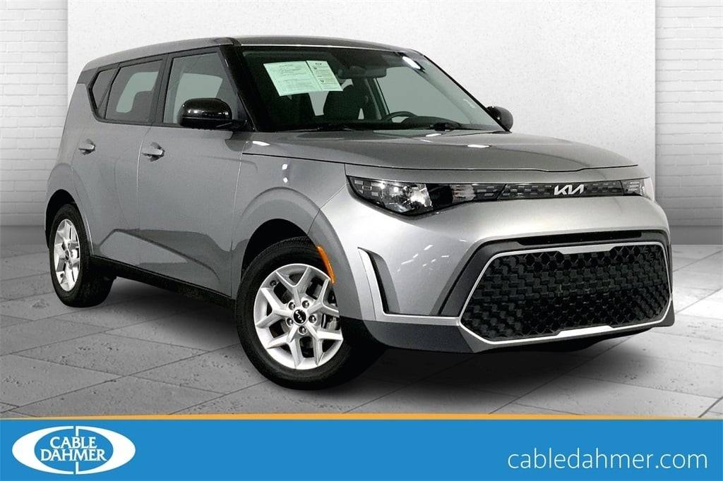 2023 Kia Soul LX — Hatchback — 12,687 mi — Lees Summit, MO