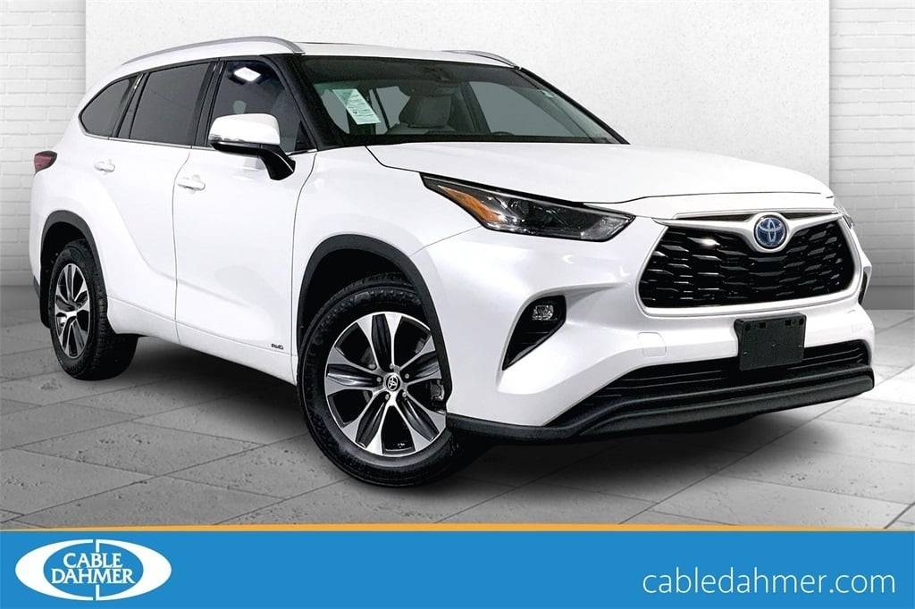 2022 Toyota Highlander Hybrid XLE — SUV — 81,024 mi — Lees Summit, MO