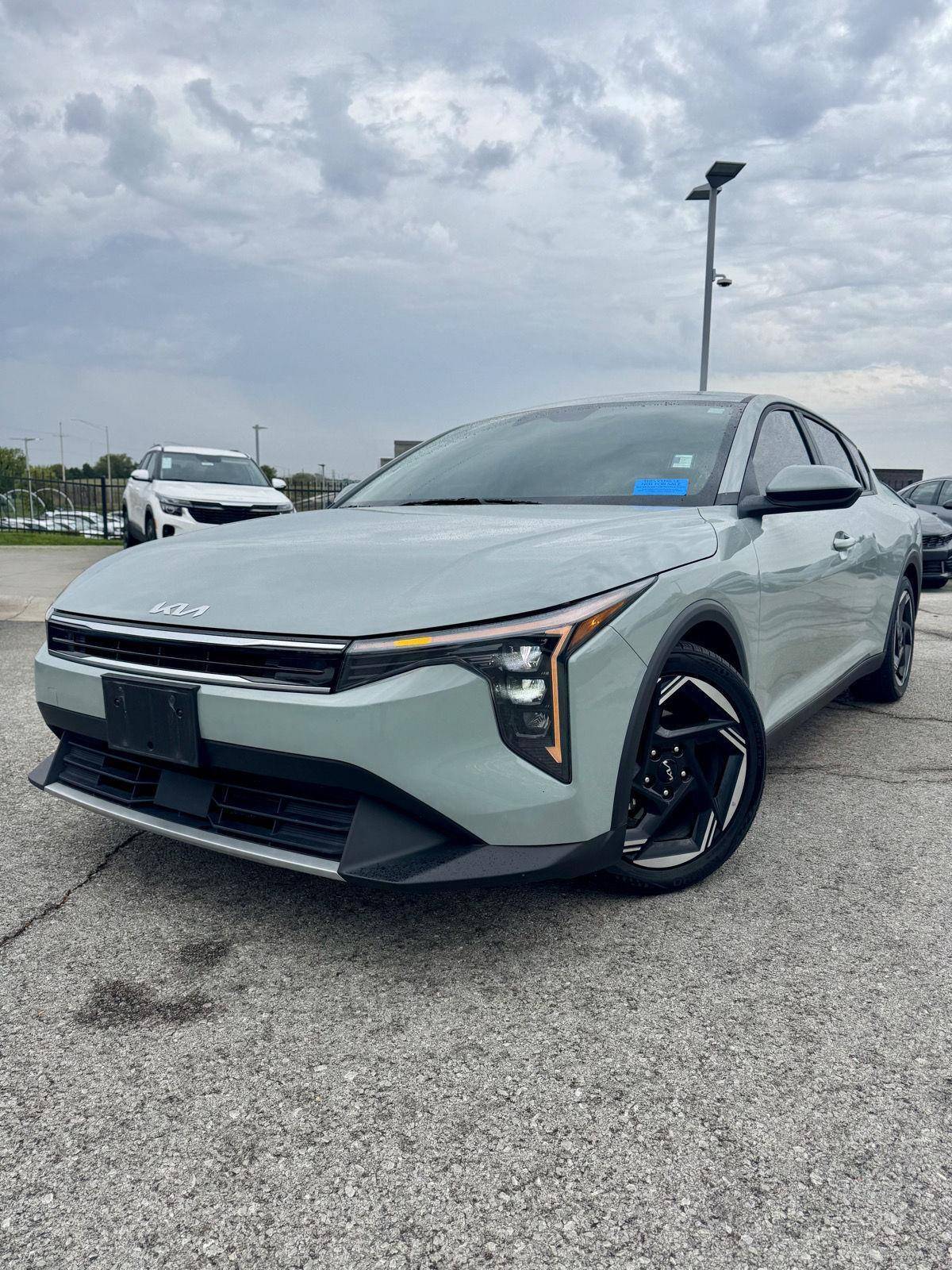 2025 Kia K4 EX — Sedan — 24,000 mi — Lees Summit, MO