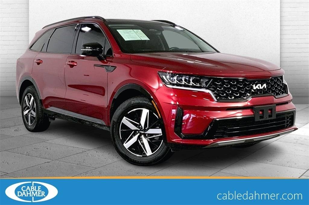 2023 Kia Sorento S — SUV — 5,777 mi — Lees Summit, MO