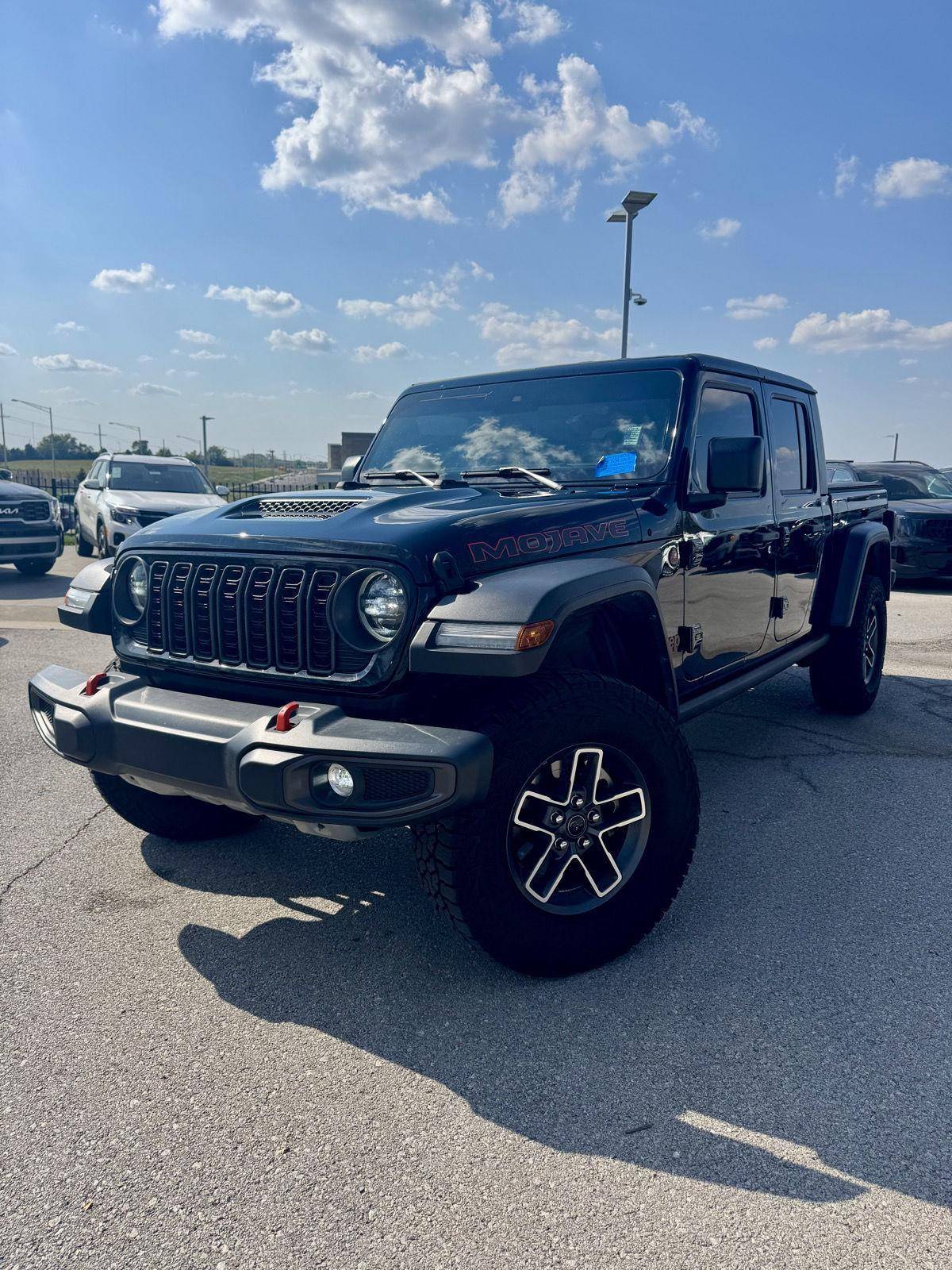 2024 Jeep Gladiator Mojave — Pickup Truck — 15,552 mi — Lees Summit, MO
