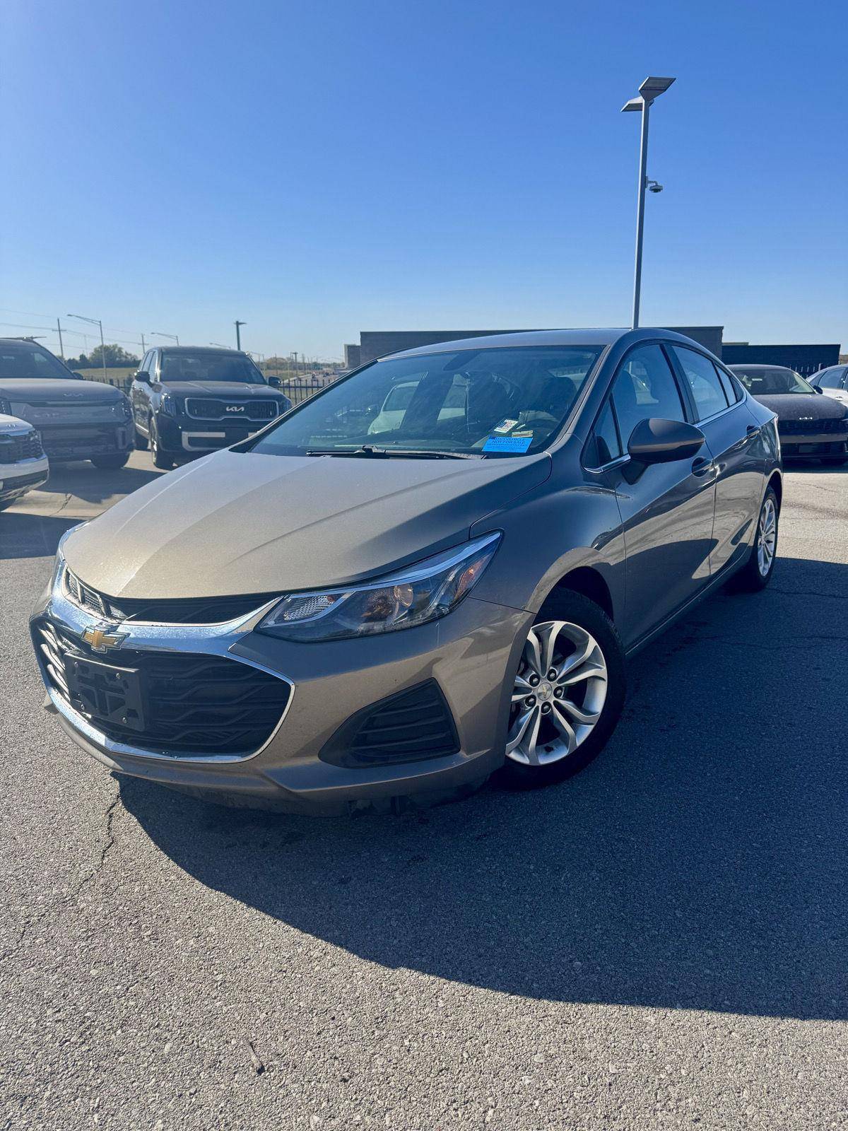 2019 Chevrolet Cruze LT — Sedan — 108,790 mi — Lees Summit, MO