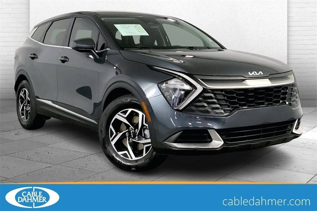 2023 Kia Sportage LX — SUV — 17,700 mi — Lees Summit, MO