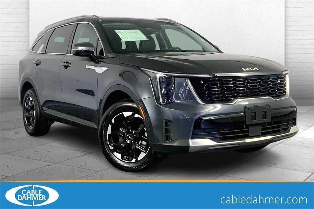 2024 Kia Sorento S — SUV — 27,372 mi — Lees Summit, MO