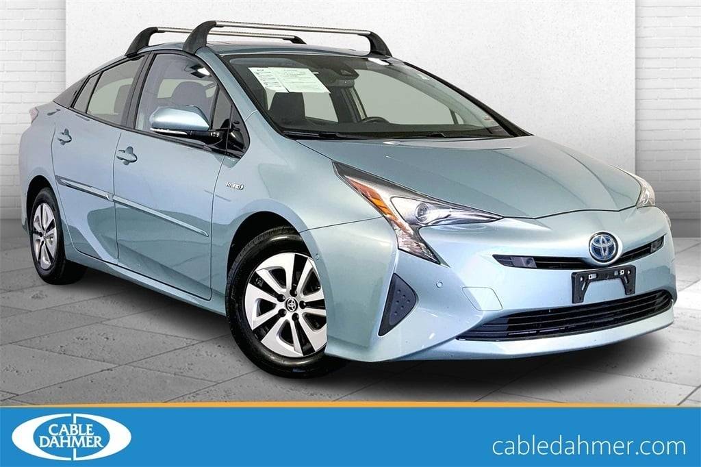 2018 Toyota Prius Four — Hatchback — 88,196 mi — Lees Summit, MO