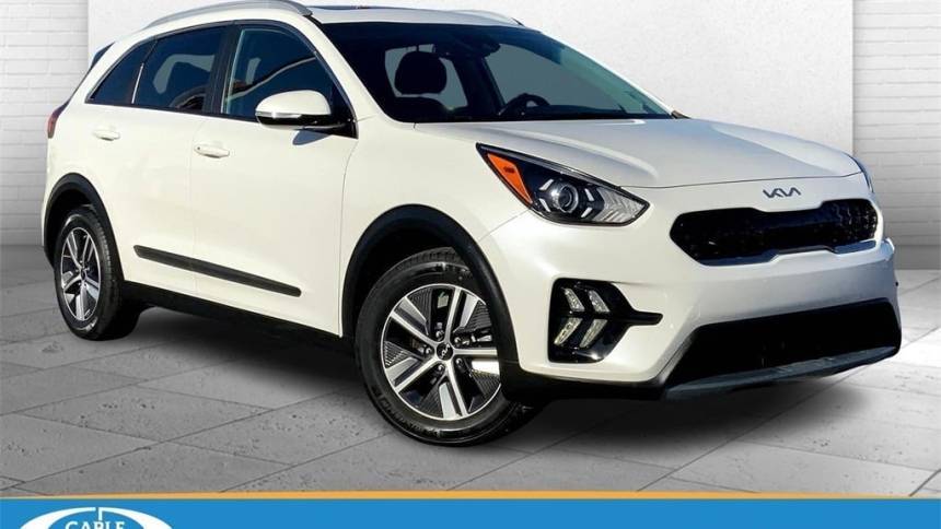 2022 Kia Niro Plug-In Hybrid EX Premium — SUV — 9,815 mi — Lees Summit, MO