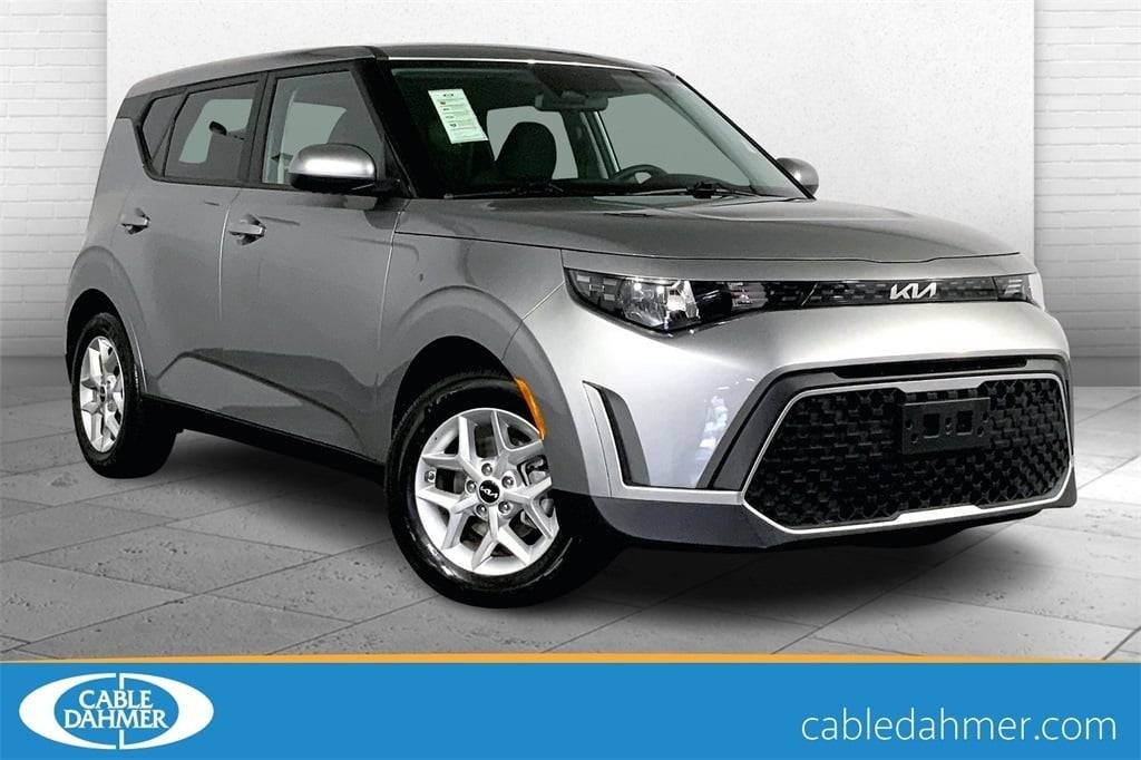 2024 Kia Soul LX — Hatchback — 13,239 mi — Lees Summit, MO