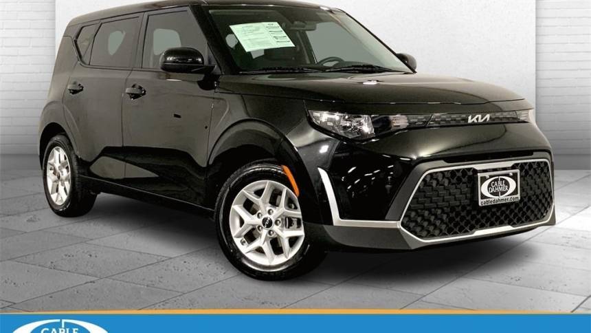 2023 Kia Soul LX — Hatchback — 33,677 mi — Lees Summit, MO