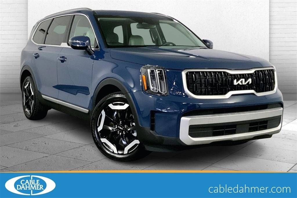 2024 Kia Telluride EX — SUV — 23,861 mi — Lees Summit, MO
