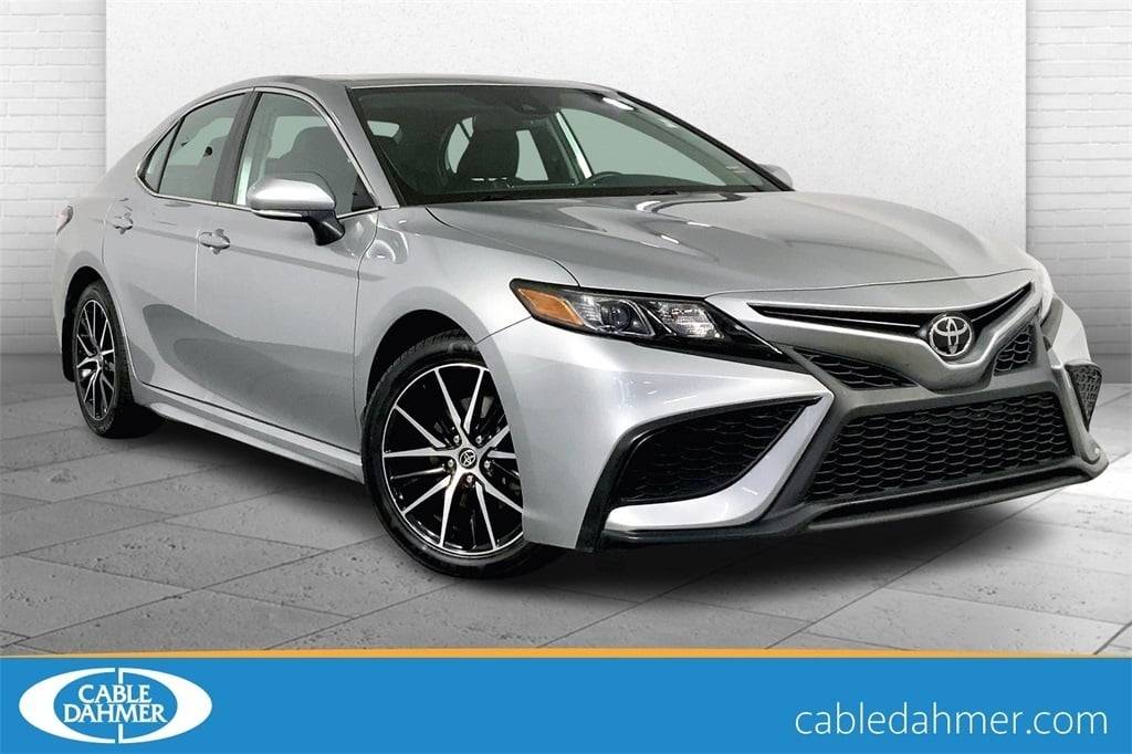 2022 Toyota Camry SE — Sedan — 69,602 mi — Lees Summit, MO