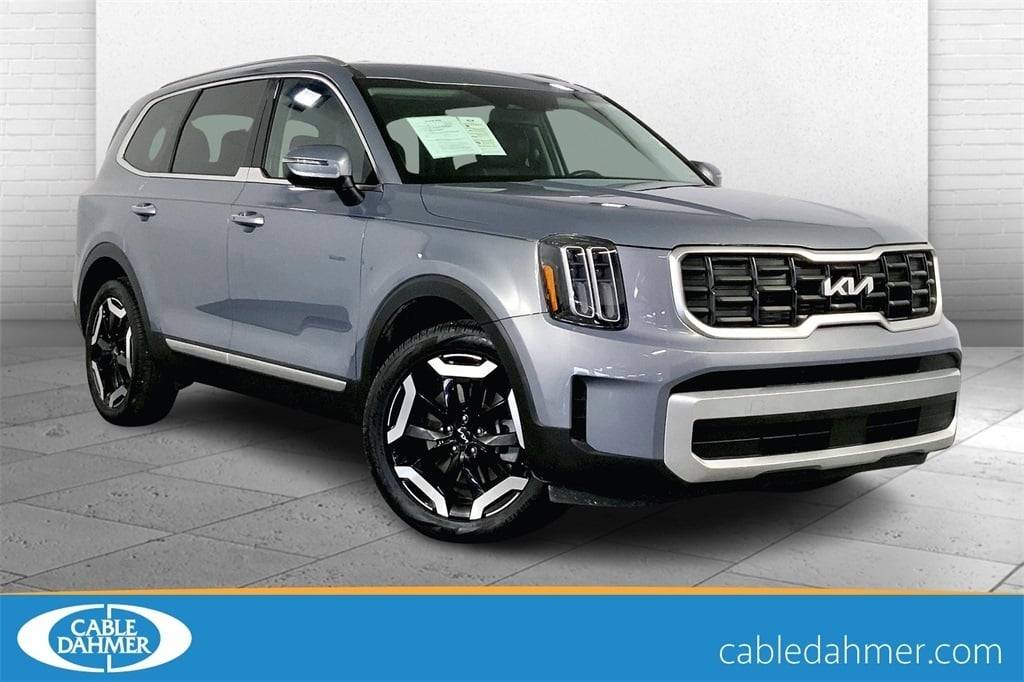 2024 Kia Telluride S — SUV — 17,672 mi — Lees Summit, MO