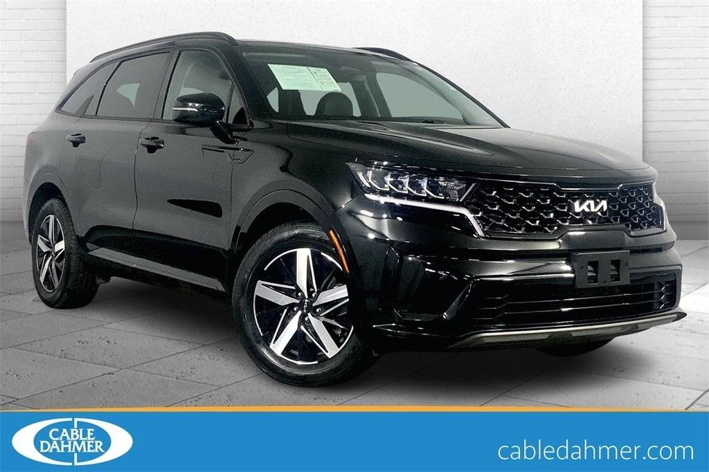 2023 Kia Sorento S — SUV — 32,571 mi — Lees Summit, MO