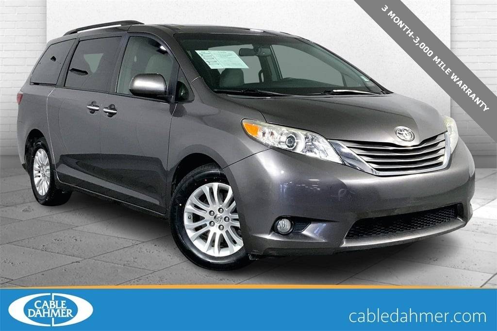 2015 Toyota Sienna XLE Premium — Minivan — 137,389 mi — Lees Summit, MO
