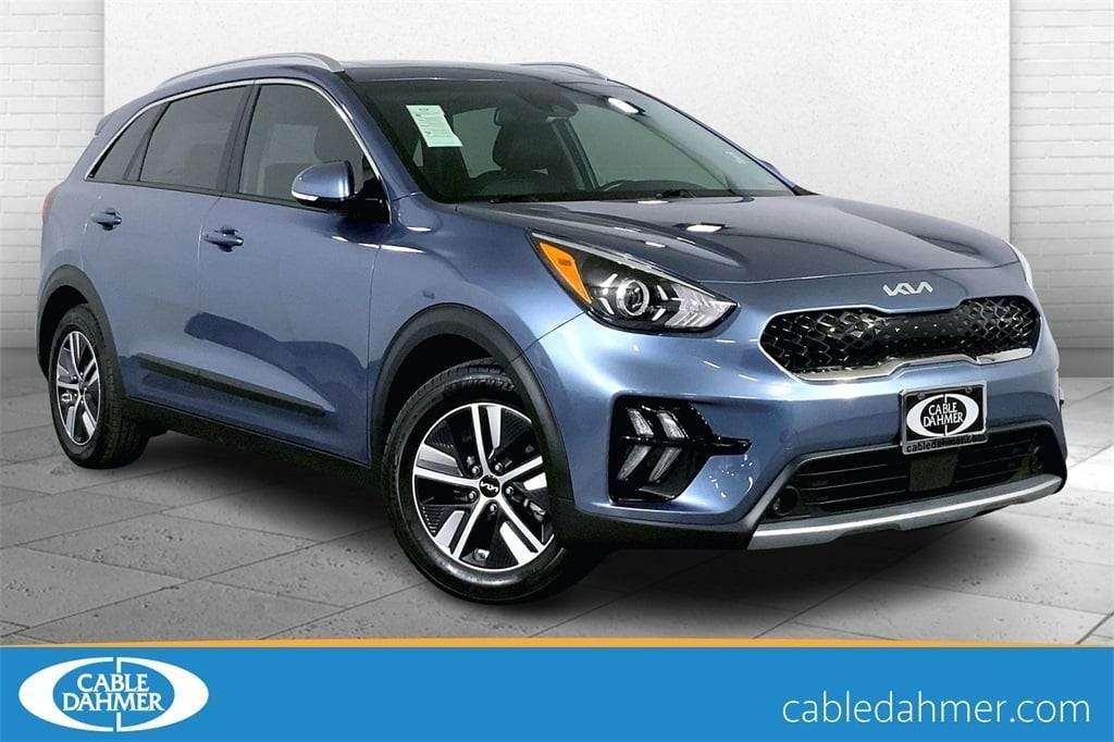 2022 Kia Niro Hybrid EX Premium — SUV — 32,125 mi — Lees Summit, MO