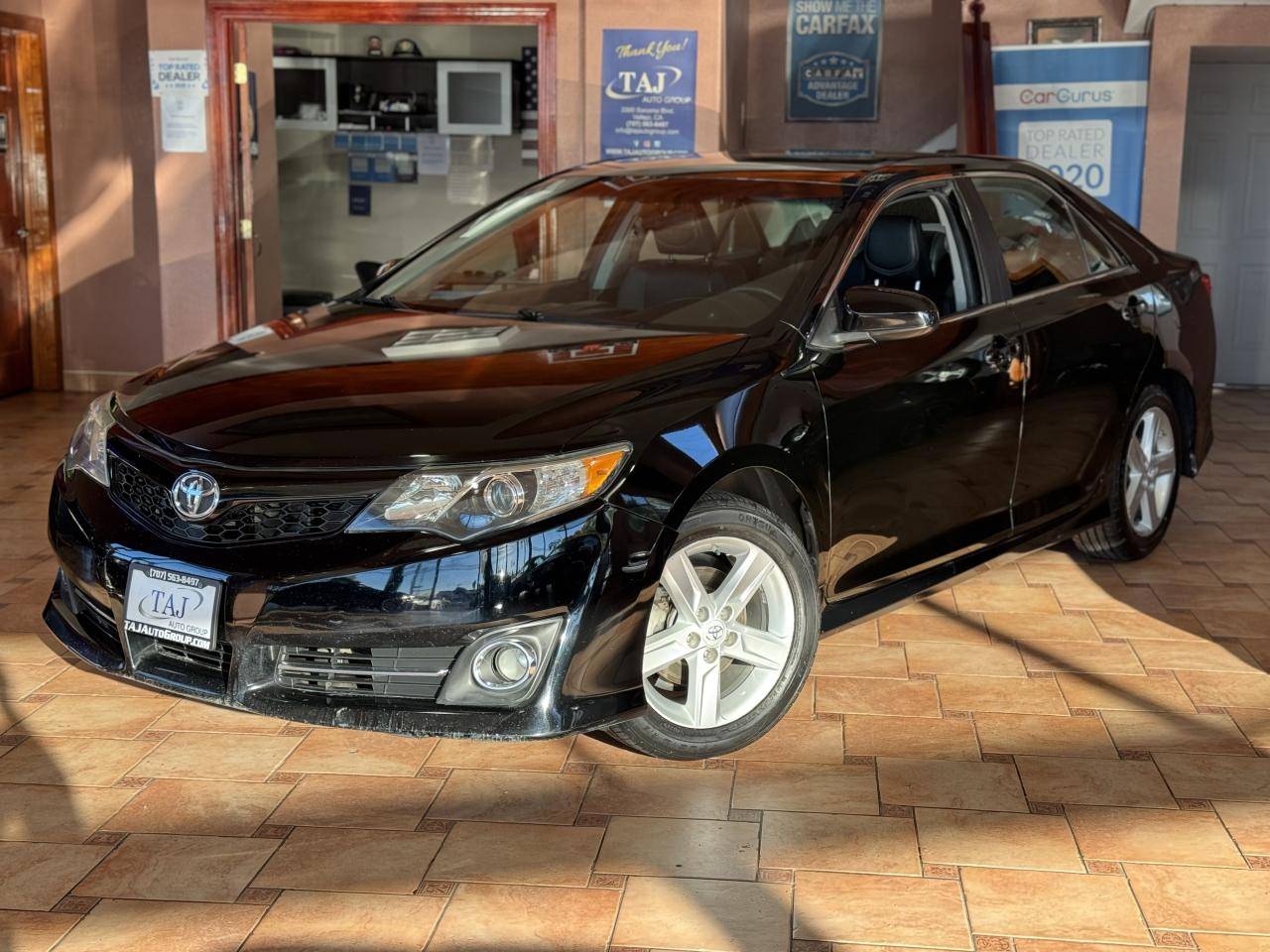 2014 Toyota Camry SE — Sedan — 113,809 mi — Vallejo, CA