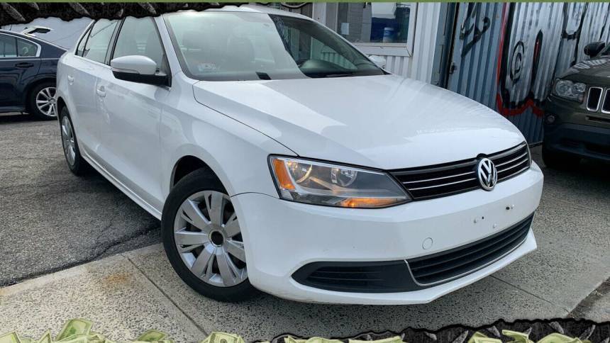 2013 Volkswagen Jetta SE — Sedan — 108,156 mi — Brooklyn, NY