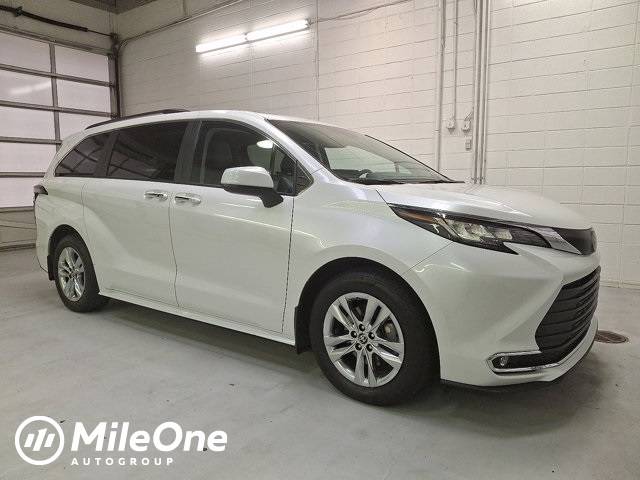 2023 Toyota Sienna XLE — Minivan — 40,267 mi — Wilkes-Barre, PA
