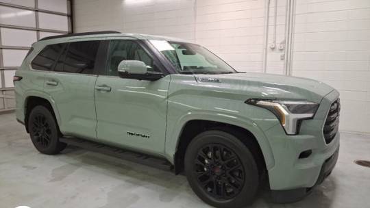2024 Toyota Sequoia SR5