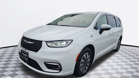 2023 Chrysler Pacifica Hybrid Touring L — Minivan — 63,544 mi — Baltimore, MD