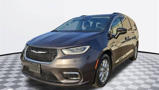 2022 Chrysler Pacifica Touring L — Minivan — 72,327 mi — Baltimore, MD
