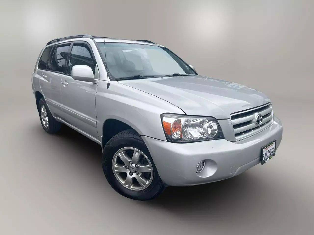 2005 Toyota Highlander Base V6 — SUV — 133,927 mi — San Leandro, CA