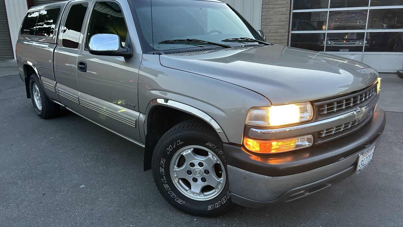 1999 Chevrolet Silverado 1500 LT — Pickup Truck — 131,514 mi — San Leandro, CA