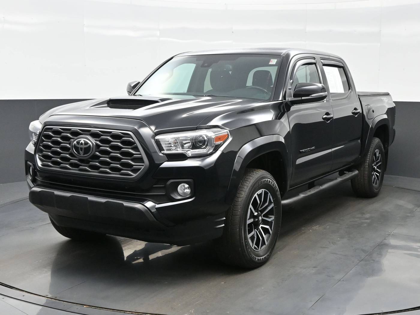 2020 Toyota Tacoma TRD Sport — Pickup Truck — 39,130 mi — Bartlett, IL
