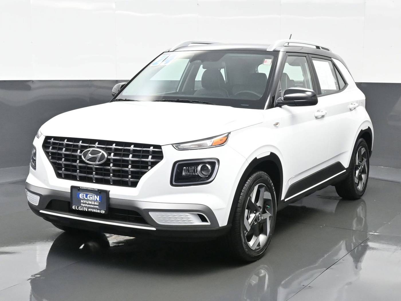 2024 Hyundai Venue Limited — SUV — 5,853 mi — Bartlett, IL