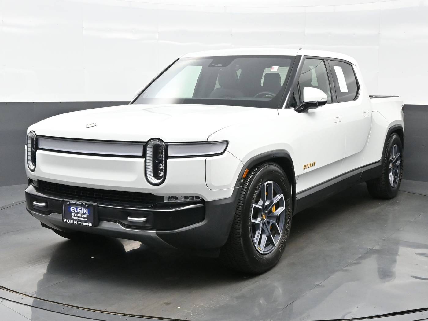 2022 Rivian R1T