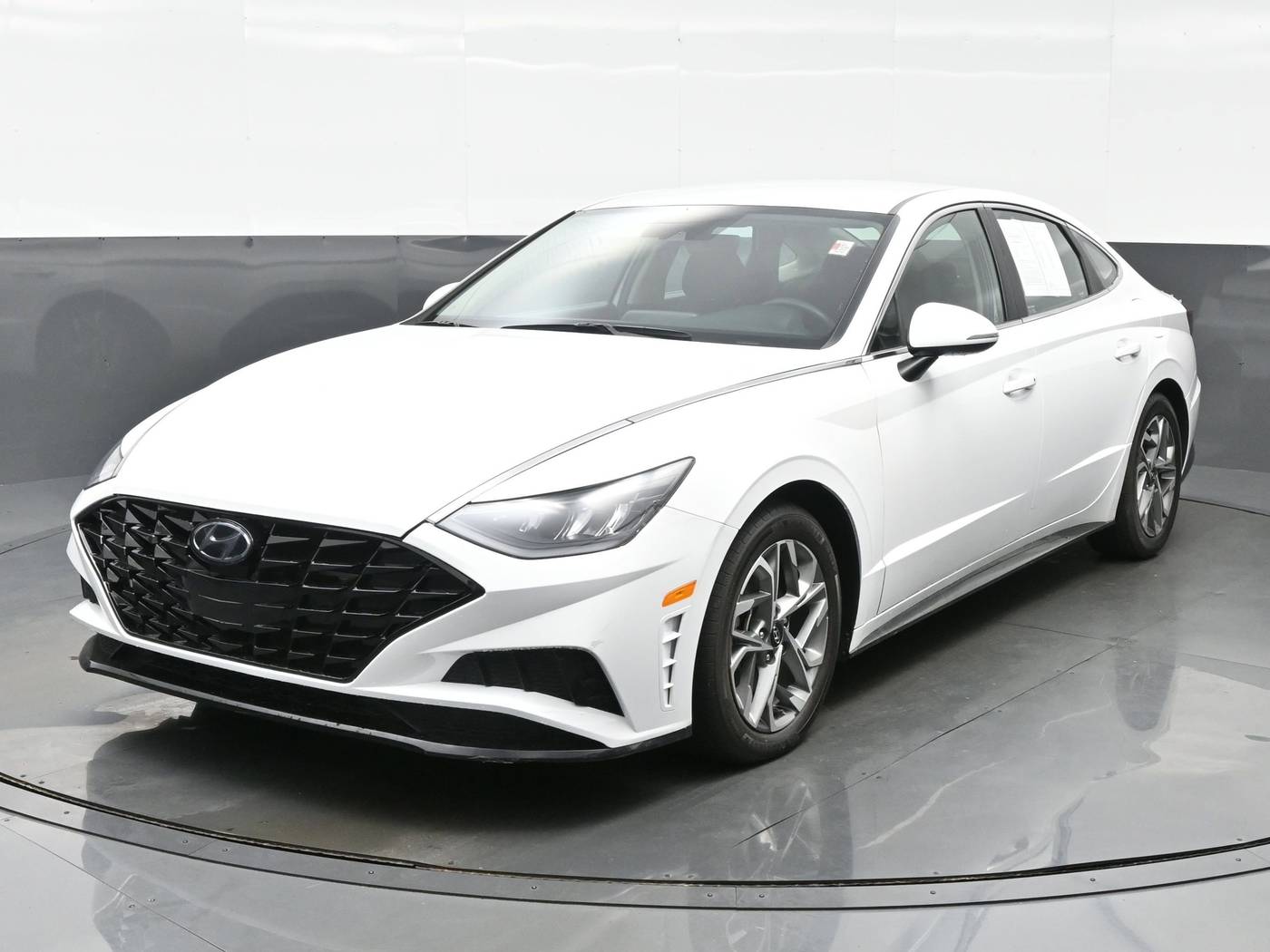 2023 Hyundai Sonata SEL — Sedan — 69,689 mi — Bartlett, IL