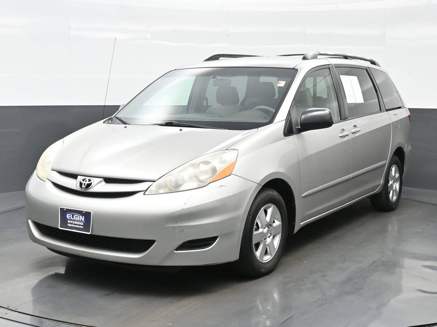 2008 Toyota Sienna LE — Minivan — 147,141 mi — Bartlett, IL