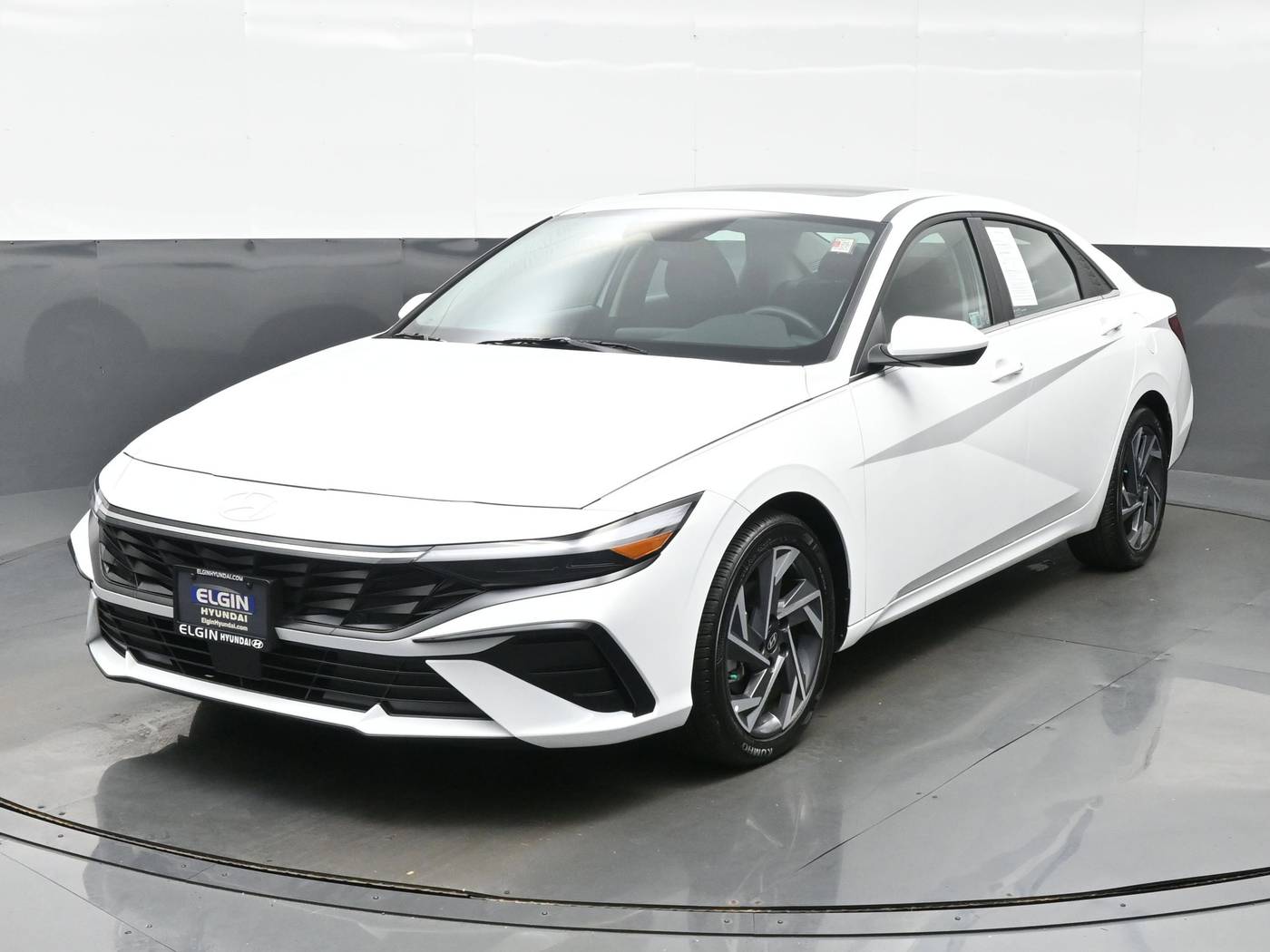 2025 Hyundai Elantra SEL Convenience — Sedan — 5,087 mi — Bartlett, IL