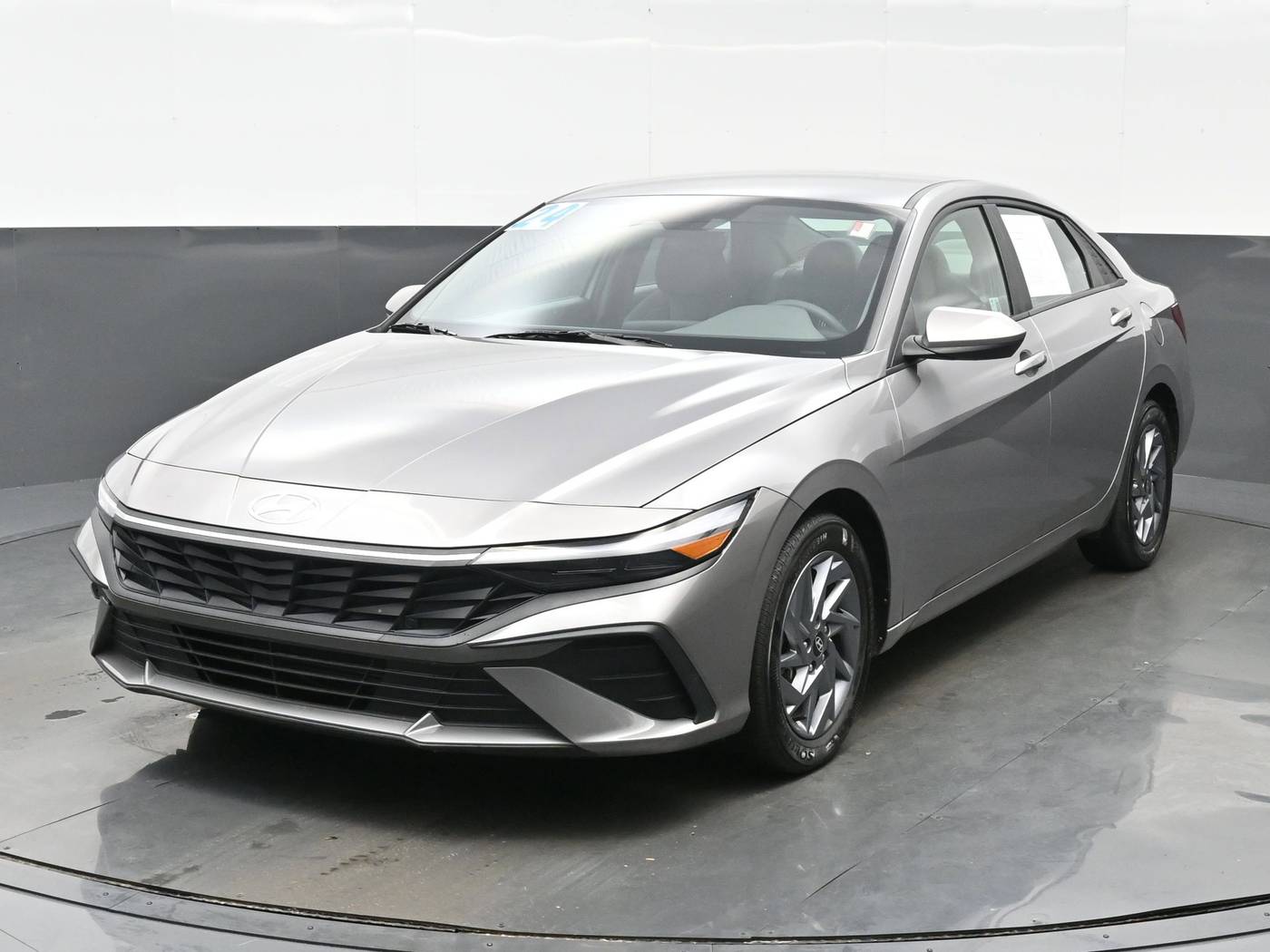 2024 Hyundai Elantra SEL — Sedan — 42,001 mi — Bartlett, IL
