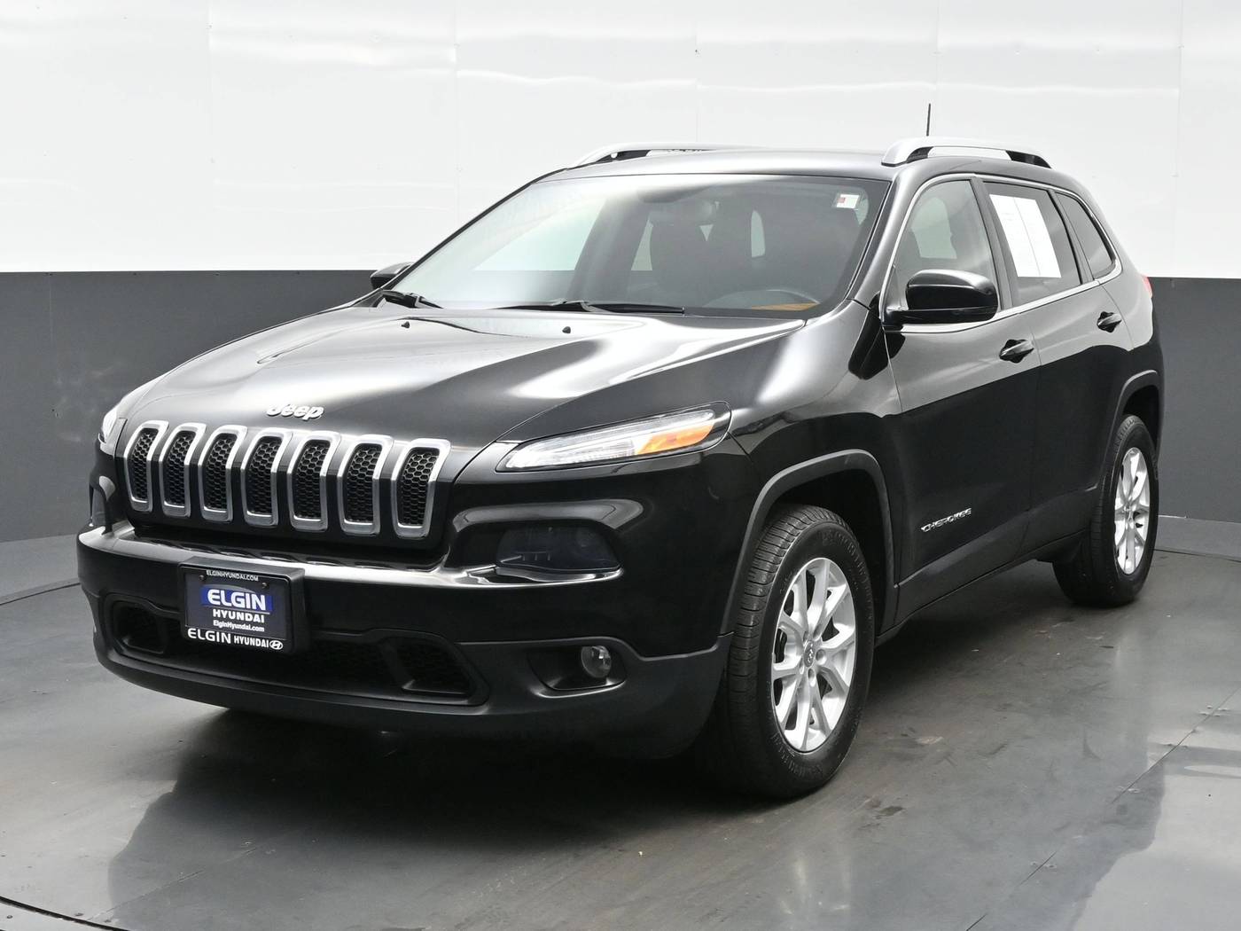 2017 Jeep Cherokee Latitude — SUV — 97,714 mi — Bartlett, IL
