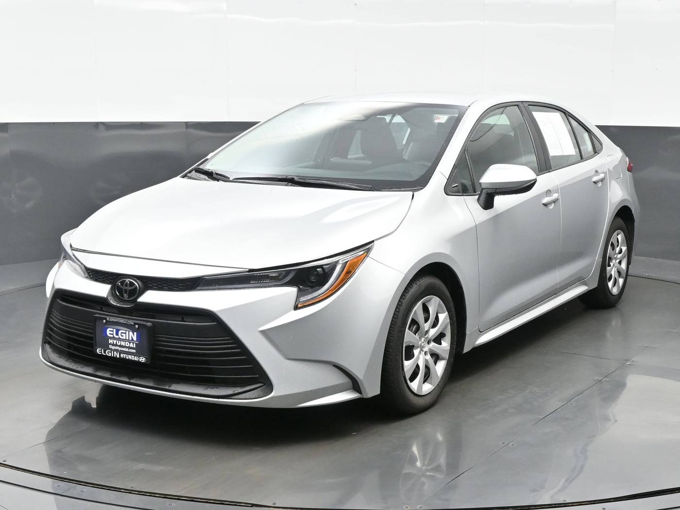 2024 Toyota Corolla LE — Sedan — 25,785 mi — Bartlett, IL