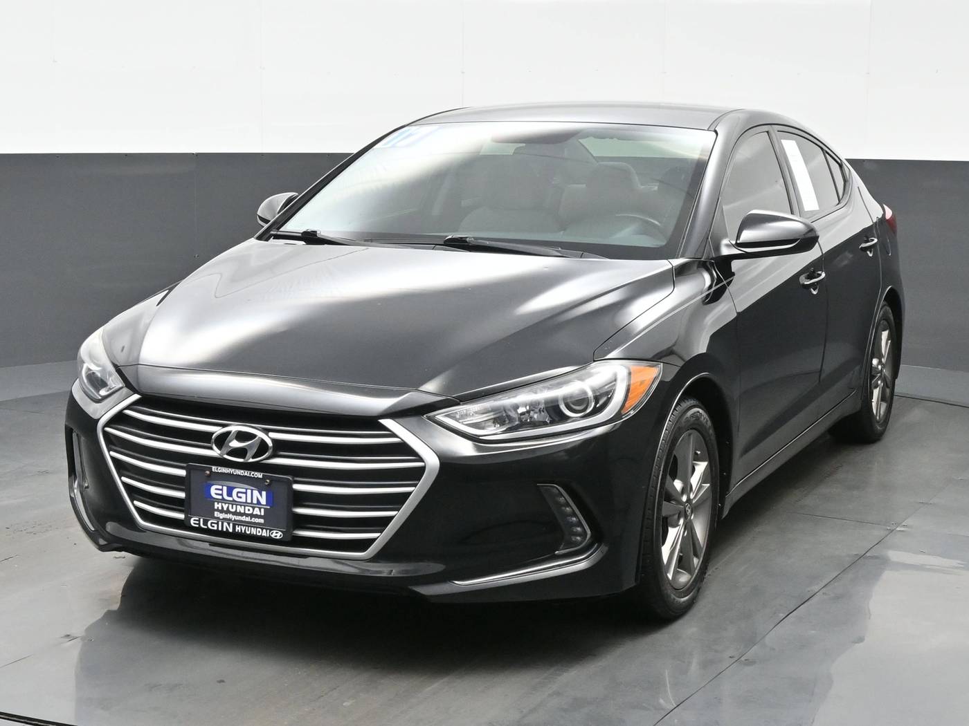 2017 Hyundai Elantra SE — Sedan — 124,231 mi — Bartlett, IL