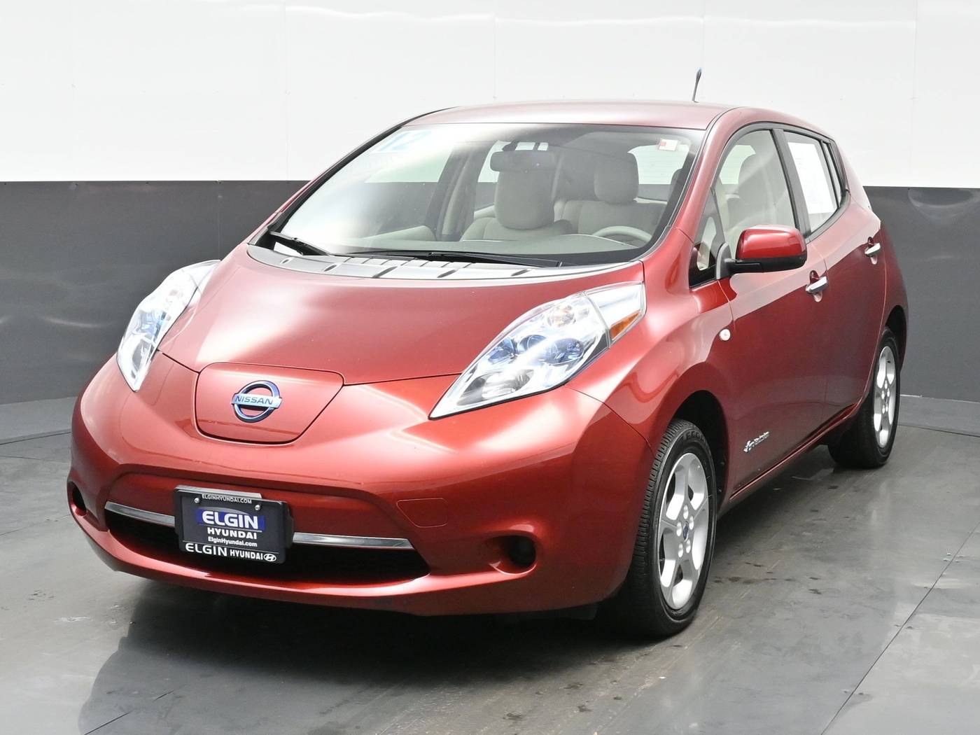 2012 Nissan LEAF SV — Hatchback — 27,500 mi — Bartlett, IL