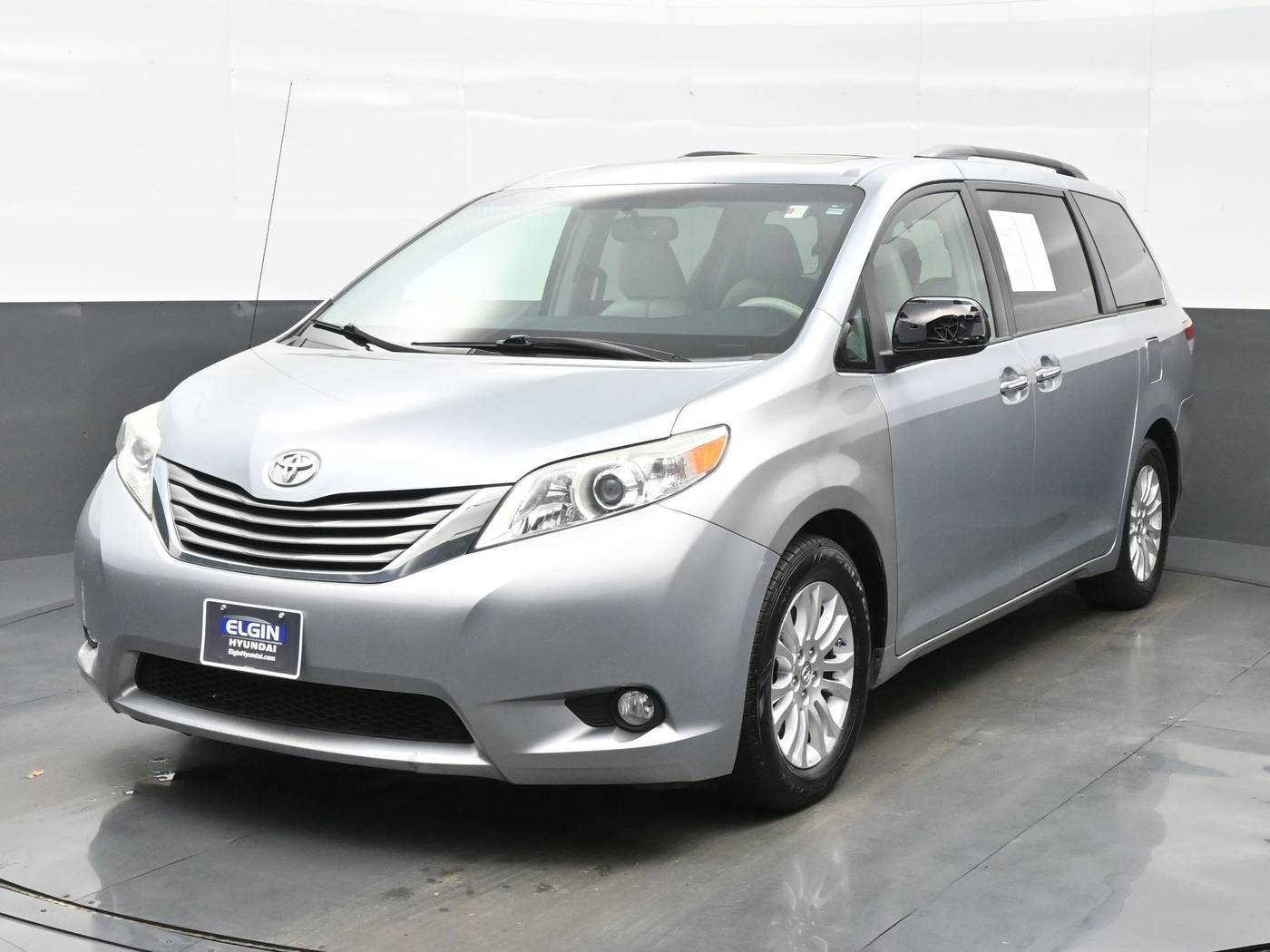 2014 Toyota Sienna XLE — Minivan — 159,933 mi — Bartlett, IL