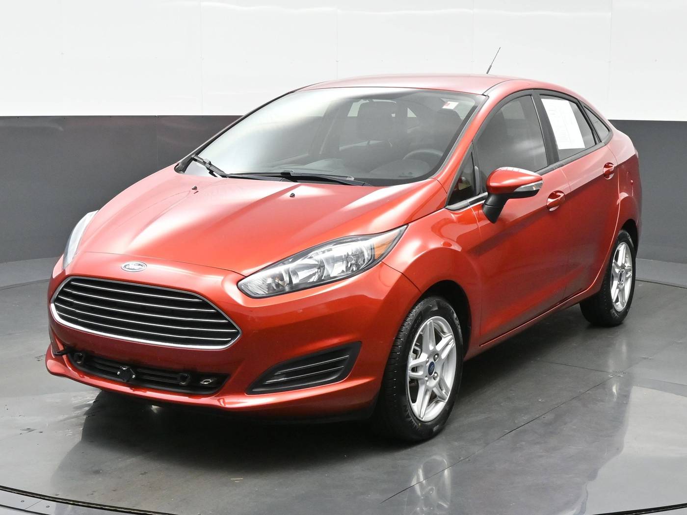 2019 Ford Fiesta SE — Sedan — 32,826 mi — Bartlett, IL