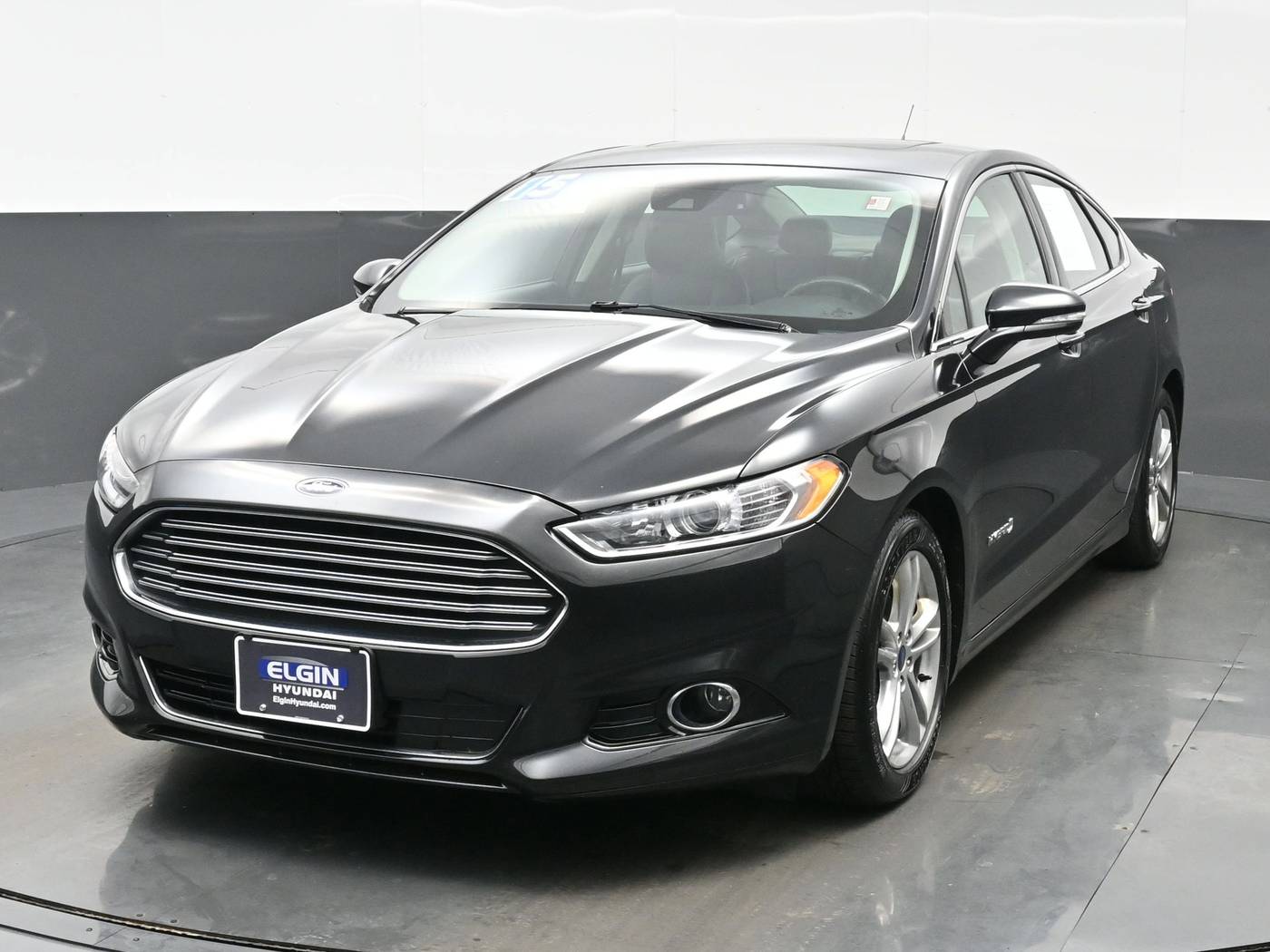 2015 Ford Fusion Hybrid Titanium — Sedan — 79,717 mi — Bartlett, IL