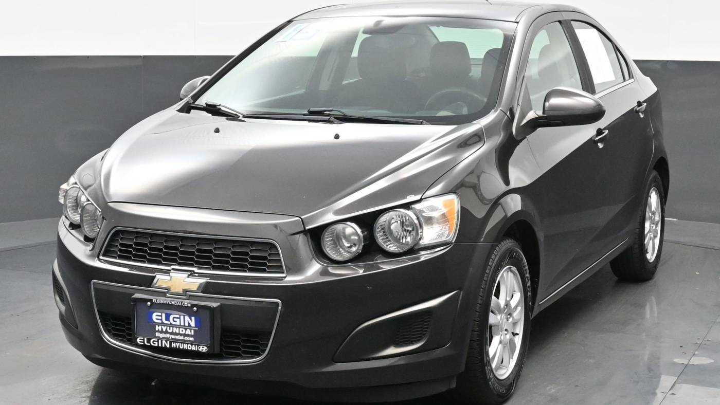 2013 Chevrolet Sonic LT — Sedan — 113,839 mi — Bartlett, IL