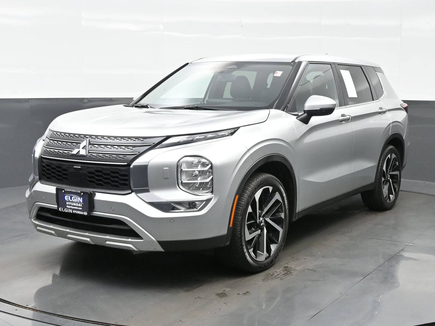 2023 Mitsubishi Outlander SE Special Edition — SUV — 61,257 mi — Bartlett, IL