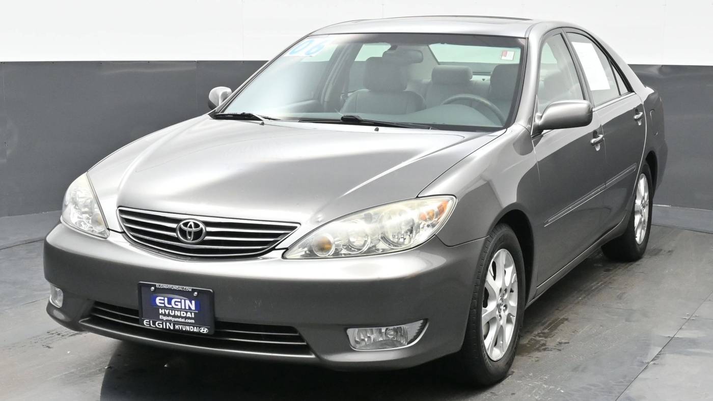 2006 Toyota Camry XLE — Sedan — 166,127 mi — Bartlett, IL