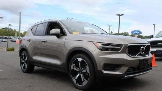 2022 Volvo XC40 Momentum — SUV — 70,438 mi — Watertown, CT