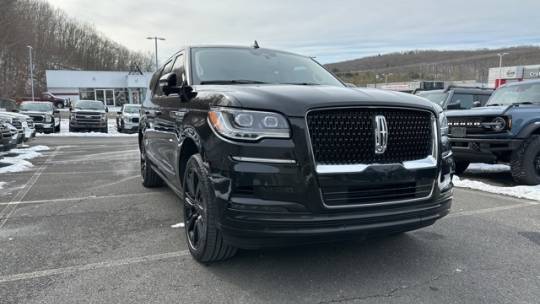 2022 Lincoln Navigator Reserve — SUV — 56,739 mi — Watertown, CT