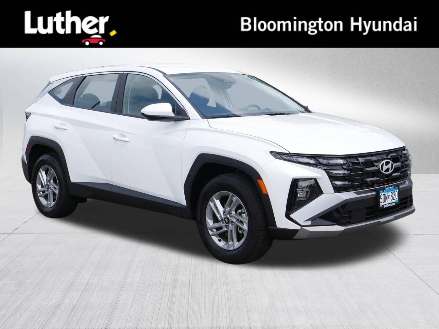 2025 Hyundai Tucson SE — SUV — 4,052 mi — Bloomington, MN