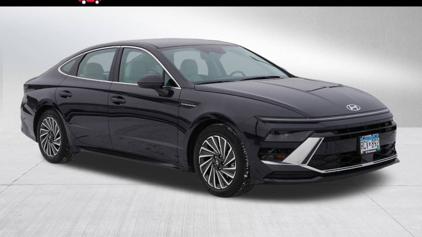 2024 Hyundai Sonata Hybrid SEL — Sedan — 3,002 mi — Bloomington, MN