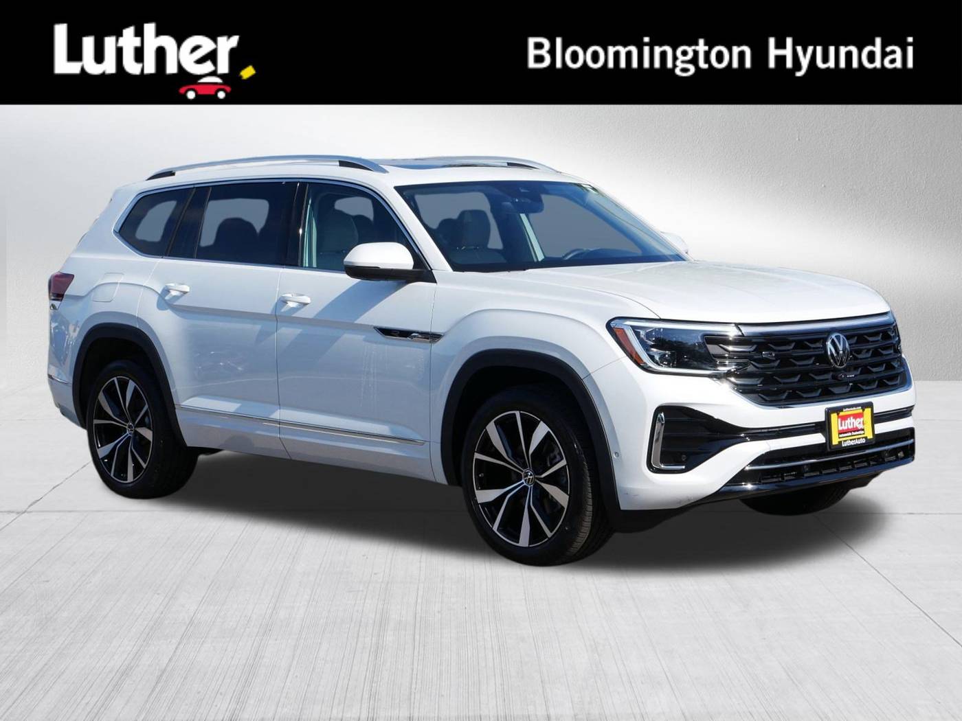 2024 Volkswagen Atlas SEL Premium R-Line — SUV — 14,374 mi — Bloomington, MN