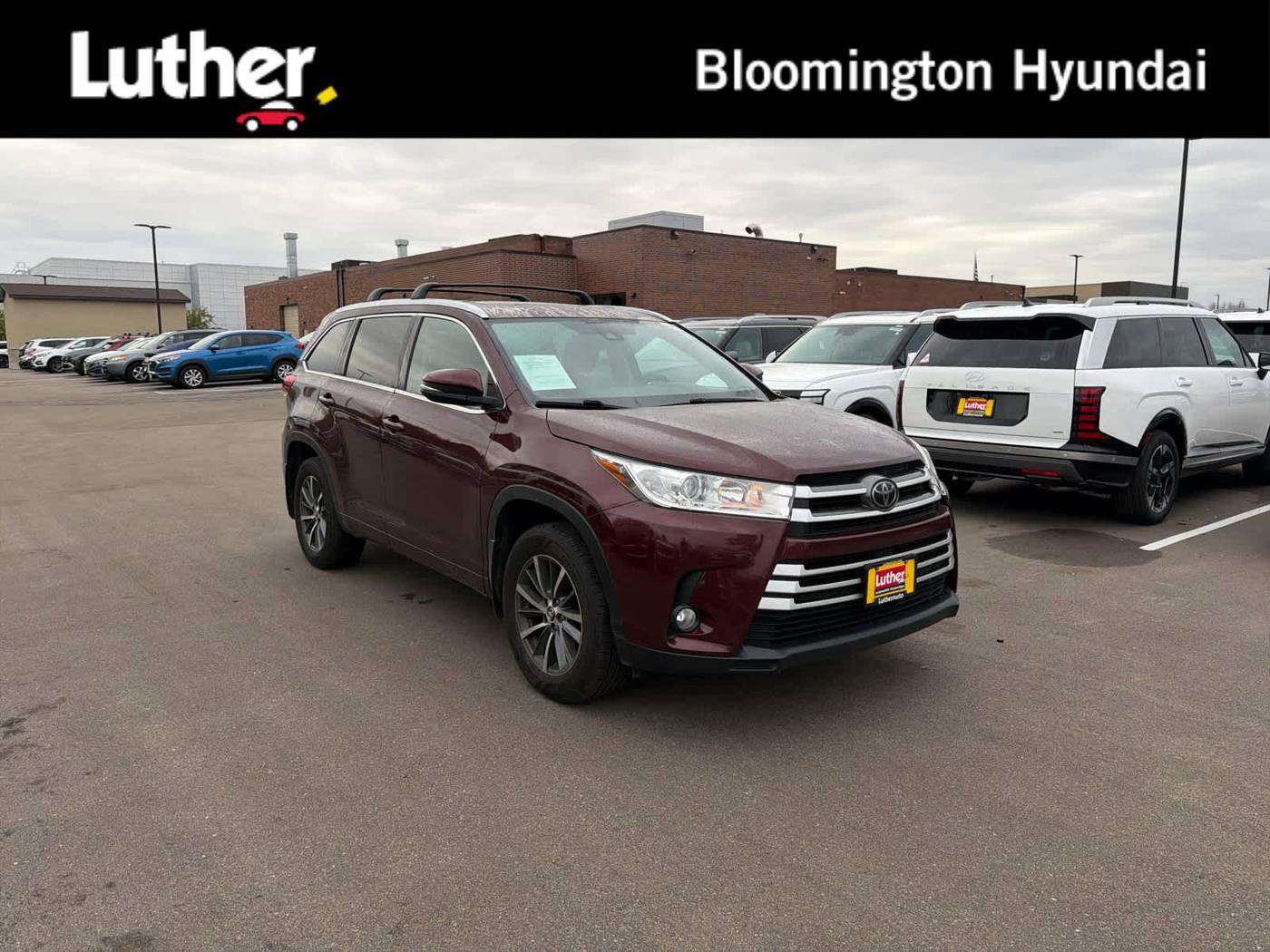2017 Toyota Highlander XLE — SUV — 95,853 mi — Bloomington, MN