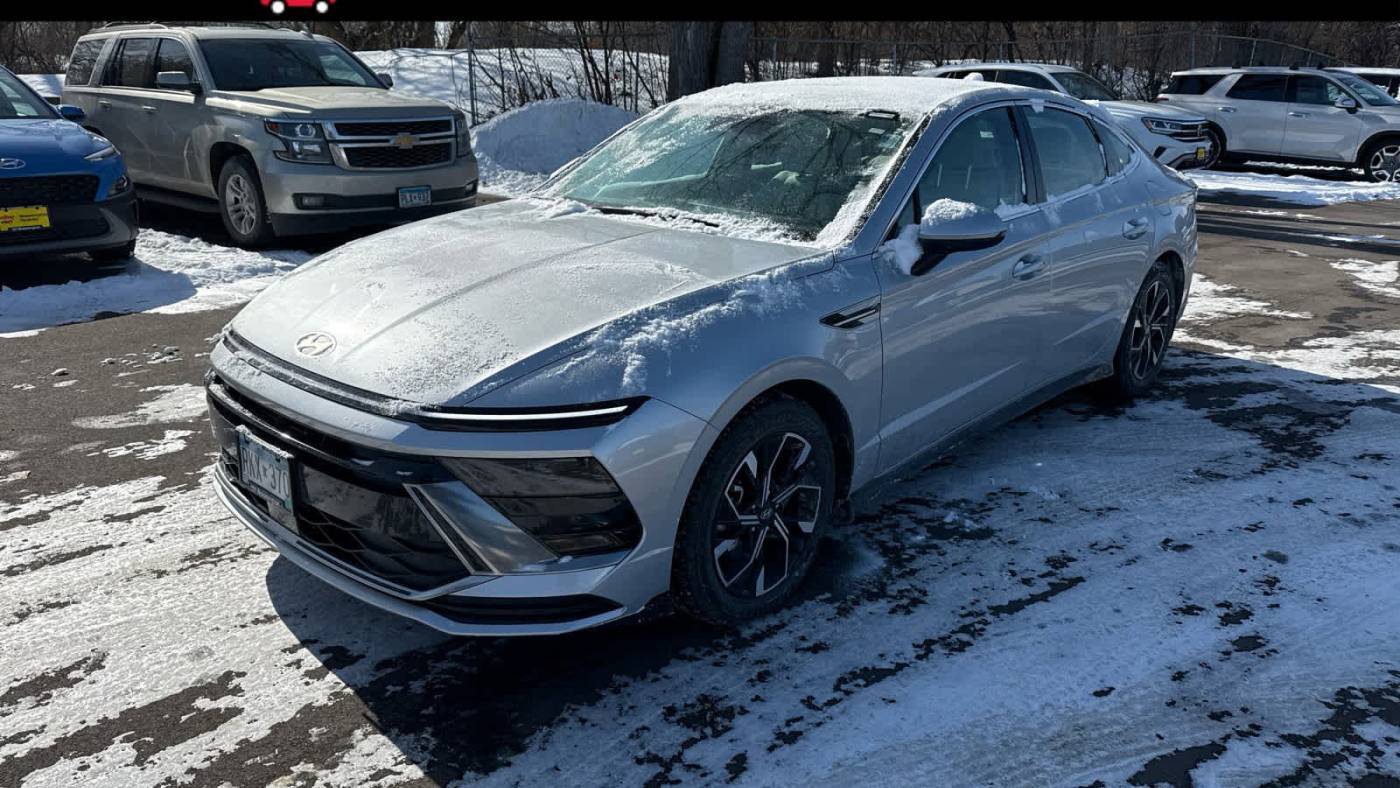 2024 Hyundai Sonata SEL — Sedan — 3,069 mi — Bloomington, MN